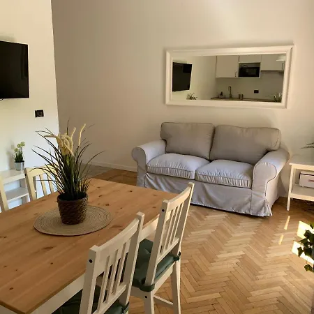 Verdi Apartment *
